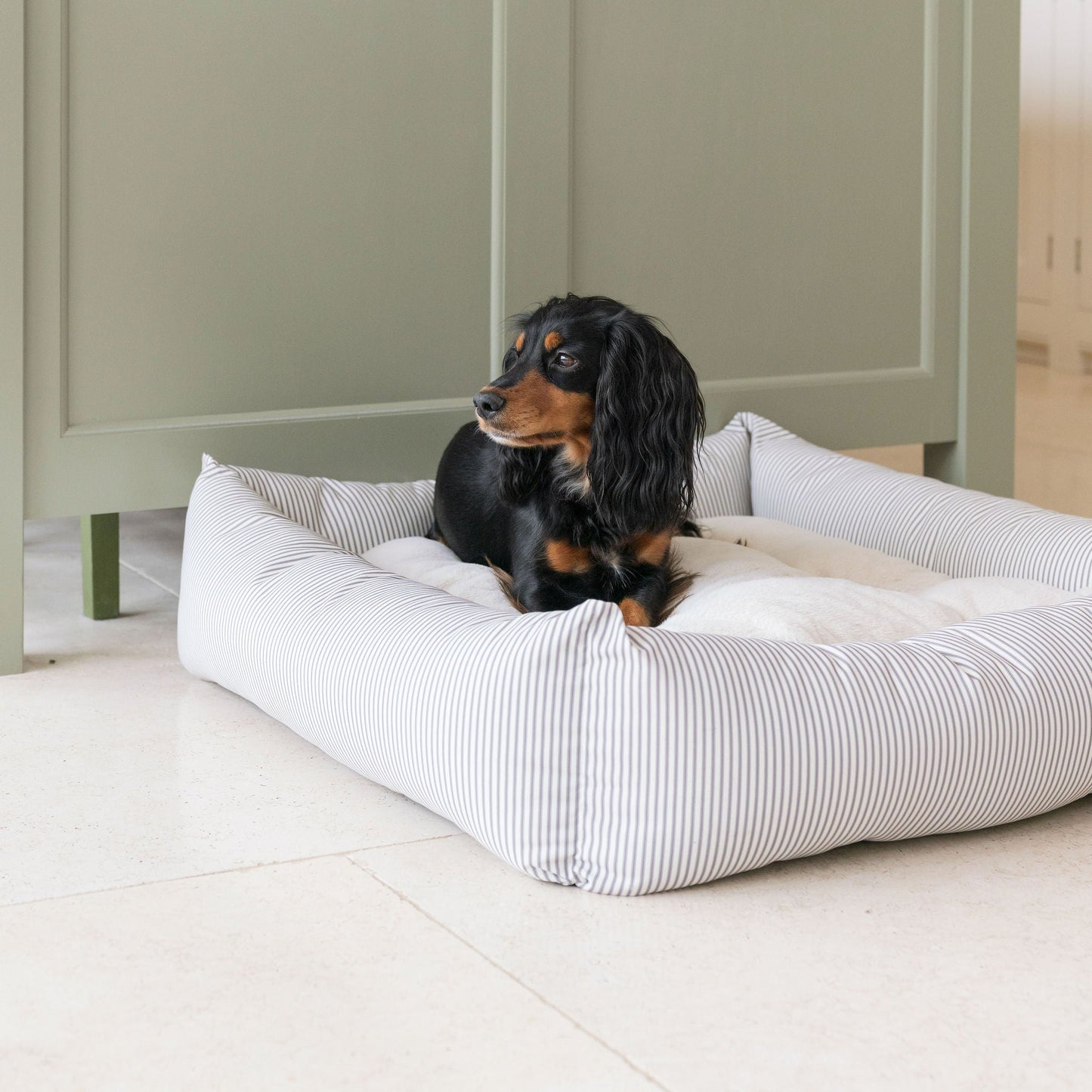 Box Bed For Dogs in Regency Stripe by Lords & Labradors