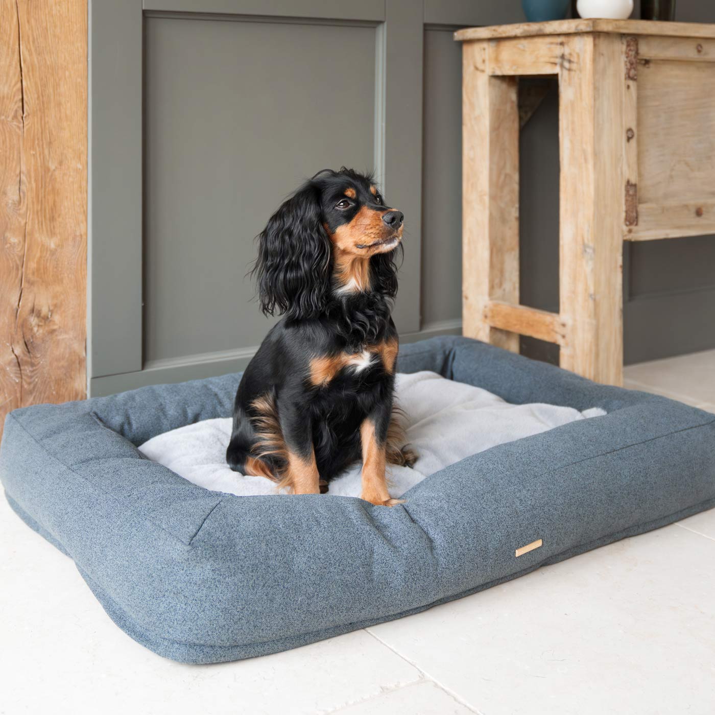 Discover Our Luxurious Comfort Cube Dog Bed in Anthracite (Navy), featuring Removable covers for easy machine washing and a non slip wipeable base. This super soft pet bed offers the ultimate comfort to your furry friend! Bringing Your Canine Companion The Perfect Bed For Dogs To Curl Up To! Available Now at Lords & Labradors