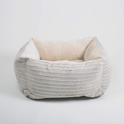 Super Soft, Plush Fabric Essentials Box Bed For Dogs, A Luxury Dog Bed Made Using Sherpa/Fleece To Bring The Perfect Pet Bed For The Ultimate Nap Time! Available Now at Lords & Labradors