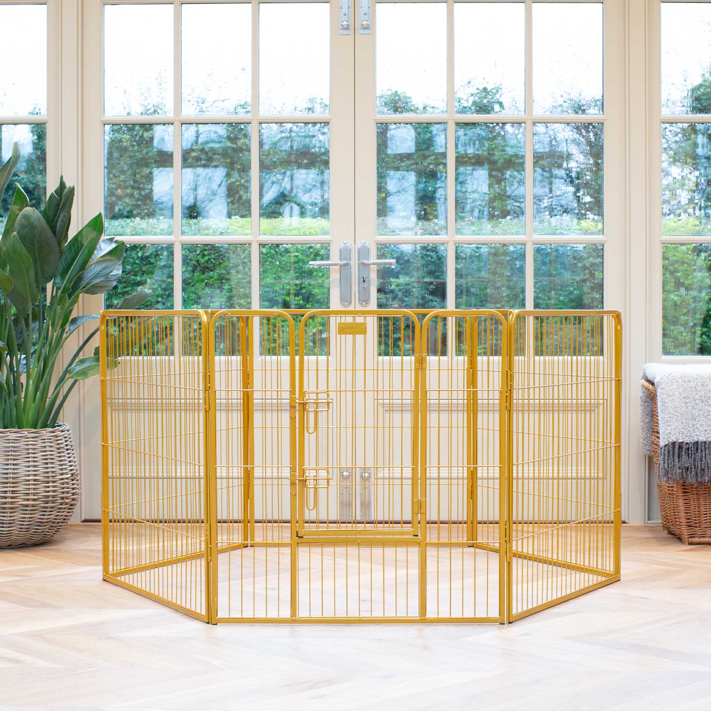 Ensure The Ultimate Puppy Safety with Our Heavy Duty 80cm High Gold Metal Play Pen, Crafted to Take Your Pet Right Through Maturity! Powder Coated to Be Extra Hardwearing! 6 panels that are 80cm high and attachments to connect to any crate. The modular system allows you to change the puppy pen shape with multiple layouts! Available To Now at Lords & Labradors 