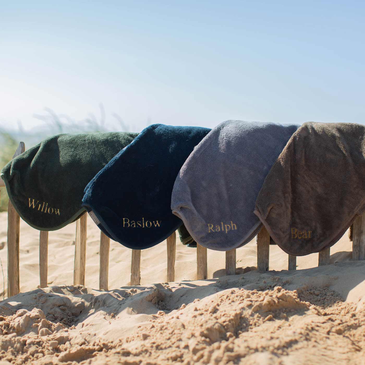 Discover the perfect dog drying with our bamboo dog drying coat in Mole (Brown) The ideal choice for pet drying after walking and bath-time. Made using luxurious bamboo to aid sensitive skin! Available to personalise now at Lords & Labradors in 5 sizes and 4 beautiful colours!        