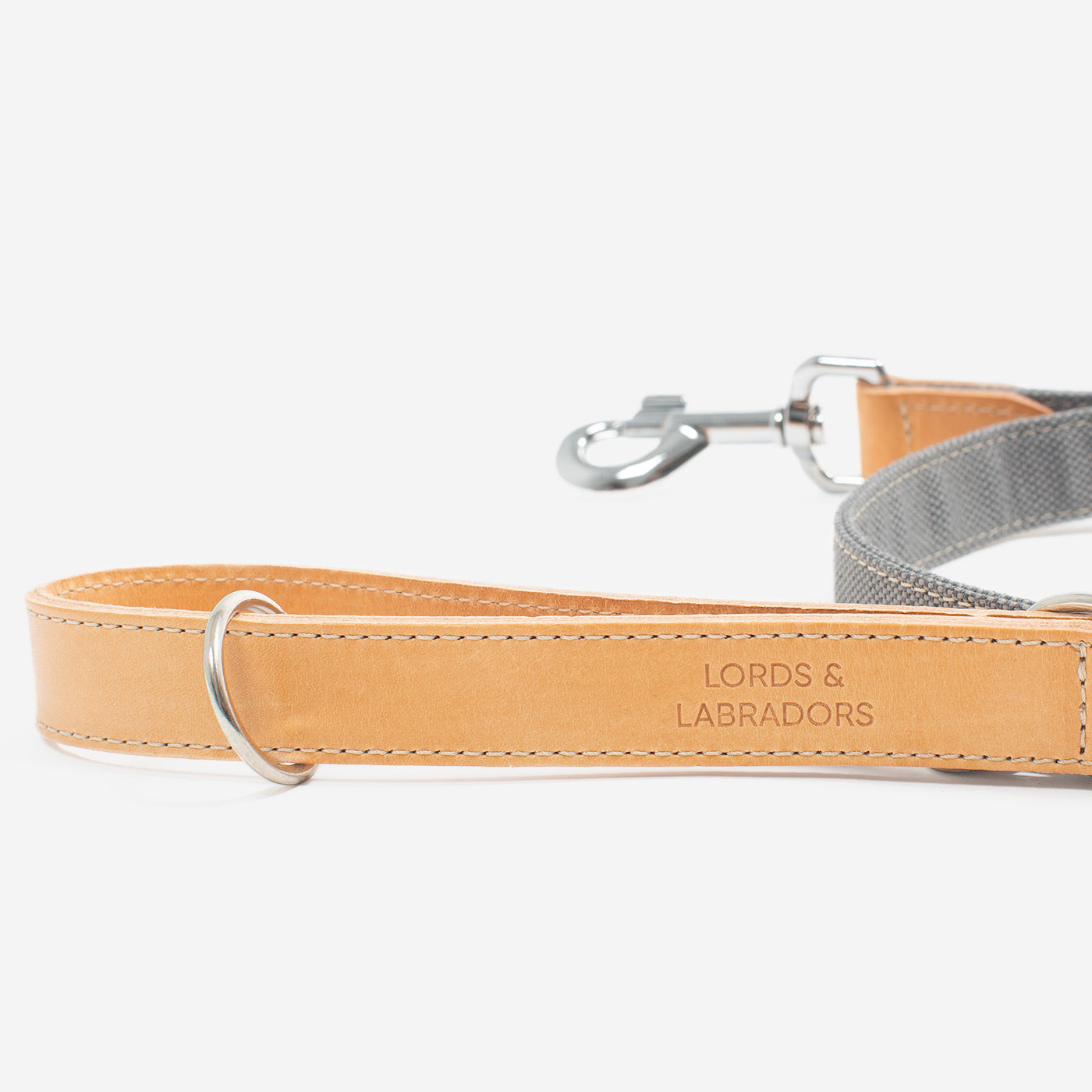 Discover dog walking luxury with our handcrafted Italian dog lead in beautiful essentials twill grey slate with grey fabric! The perfect lead for dogs available now at Lords & Labradors    